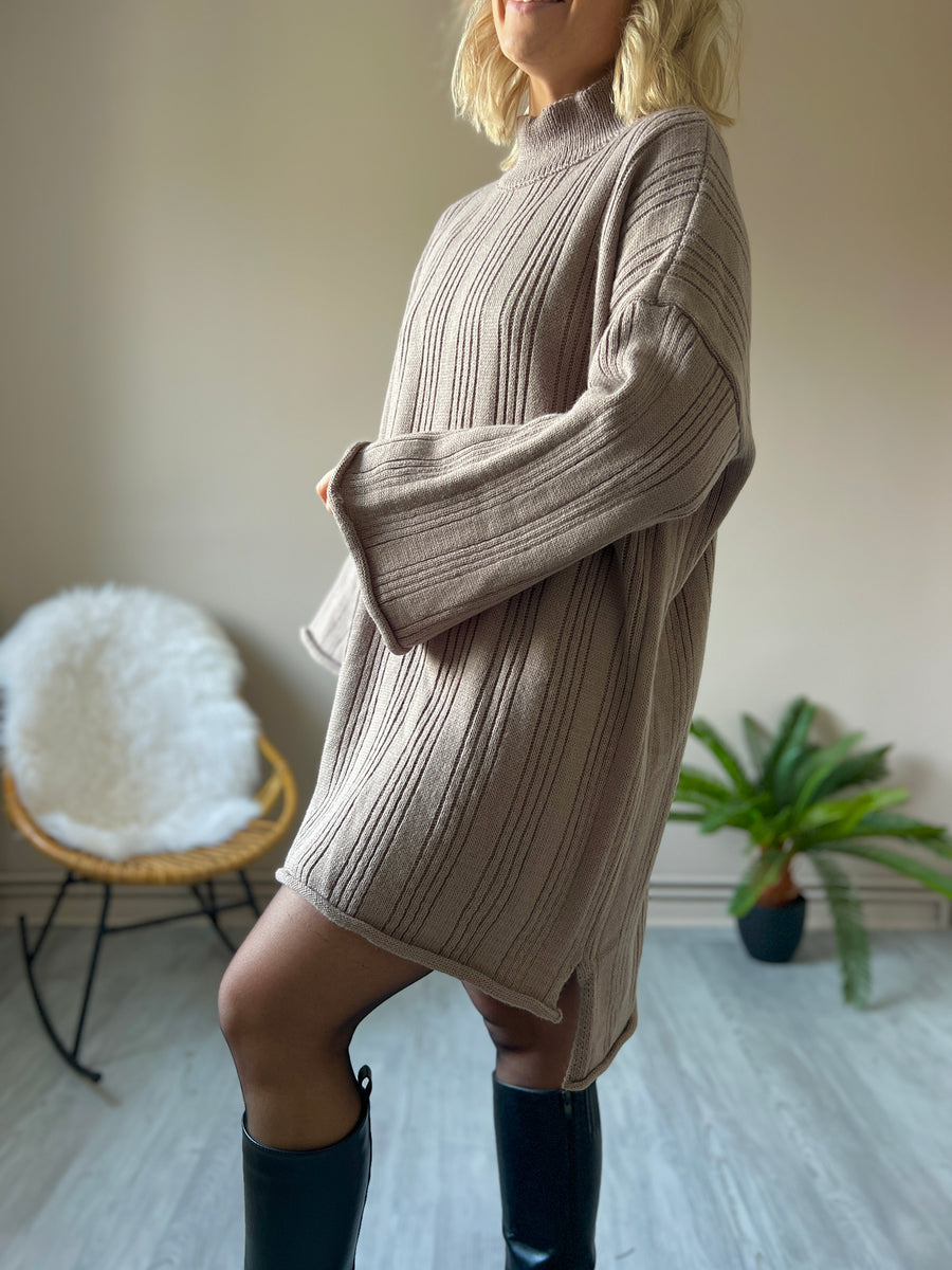 LA ROBE PULL TAUPE