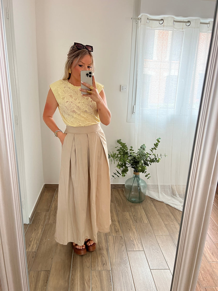 LA JUPE ÉLÉGANTE BEIGE