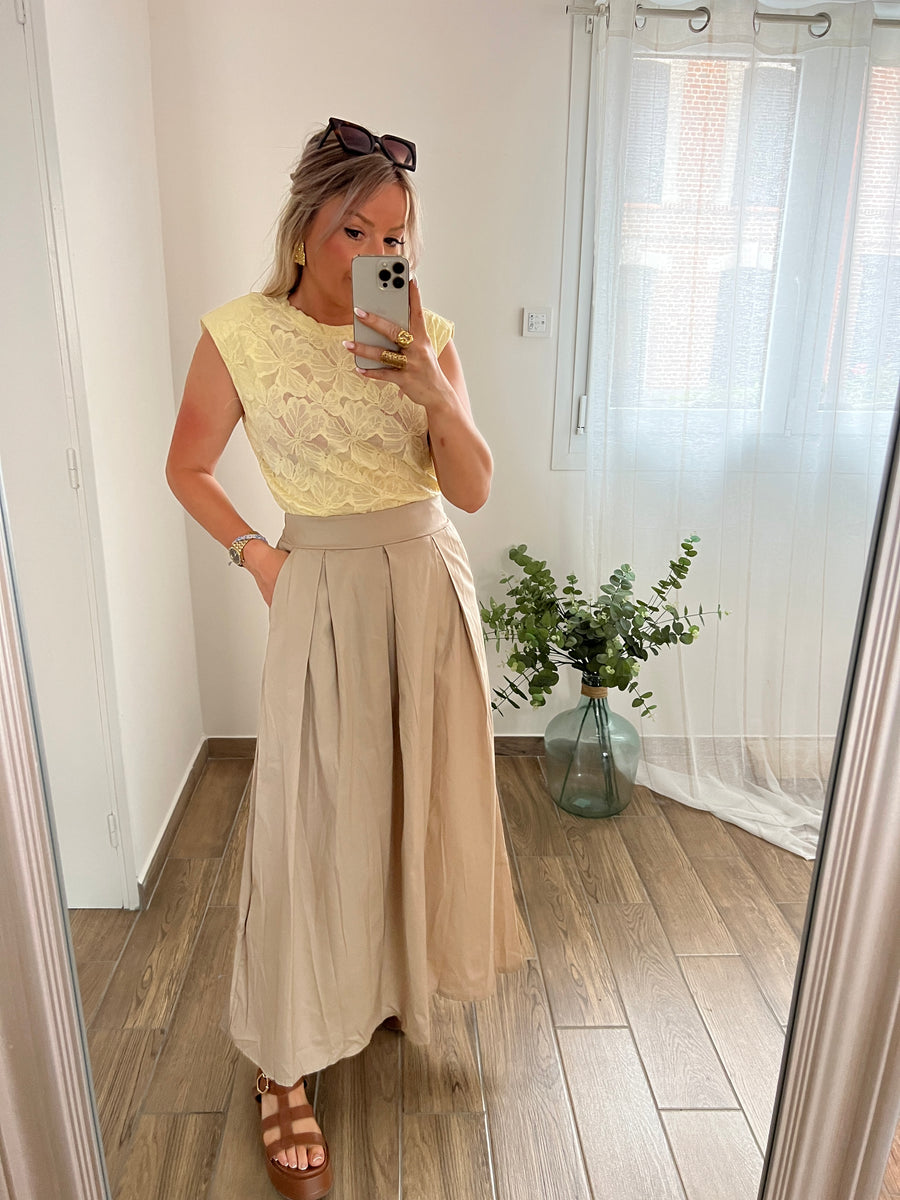 LA JUPE ÉLÉGANTE BEIGE