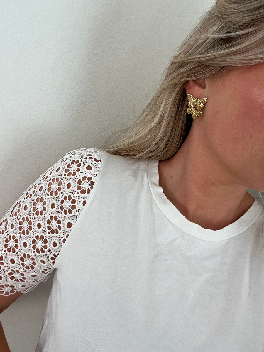 LES BOUCLES D'OREILLE PAPILLONS