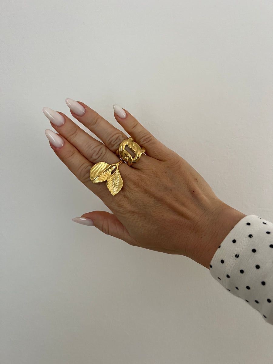 LA BAGUE FEUILLE