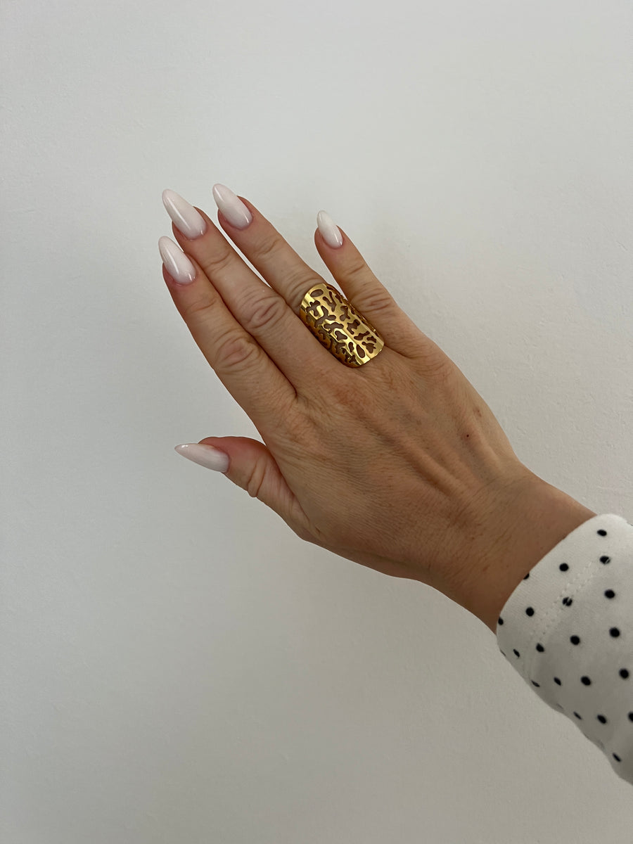 LA BAGUE LARGE FEERIQUE