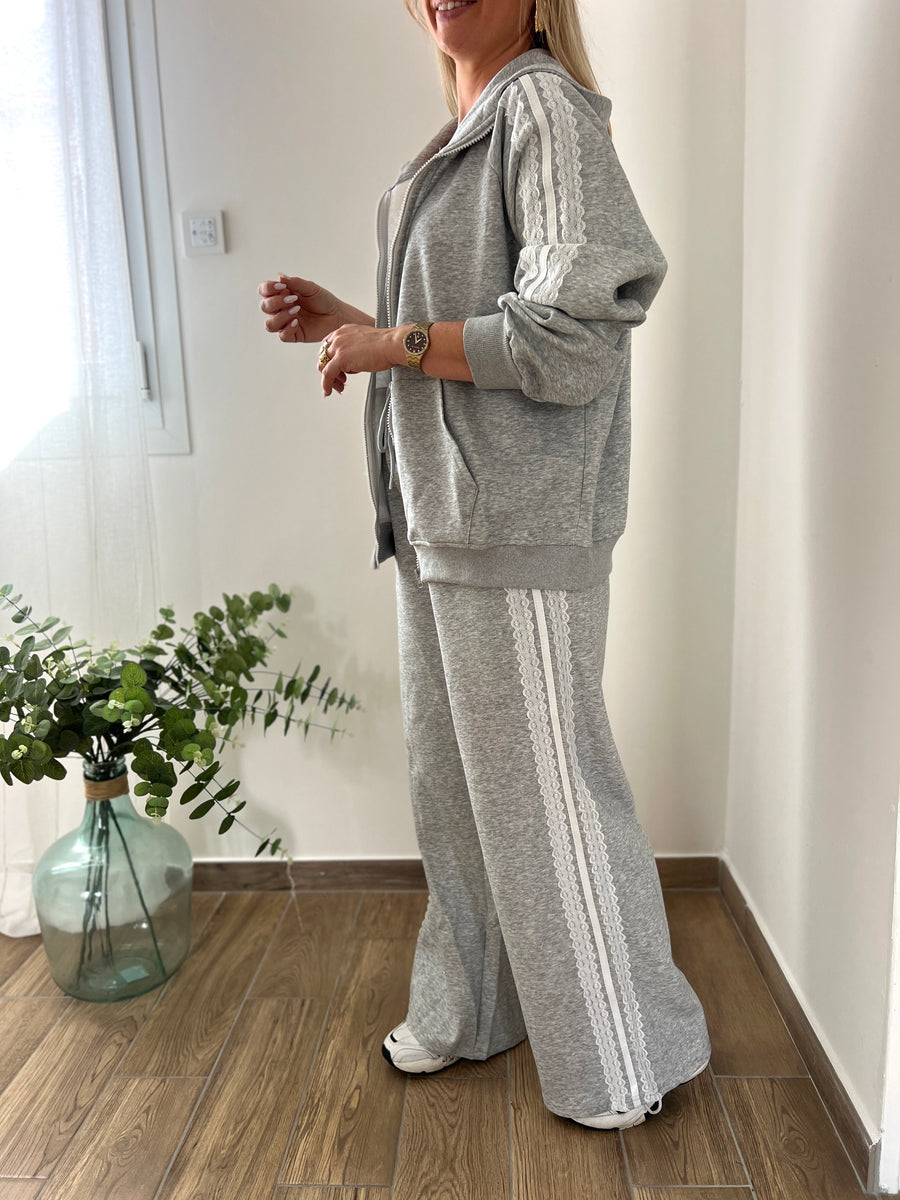 LE JOGGING GIRLY GRIS