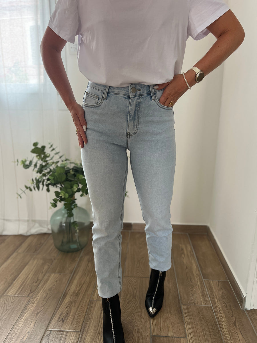 LE JEAN BASIQUE MUM BLEU CLAIR