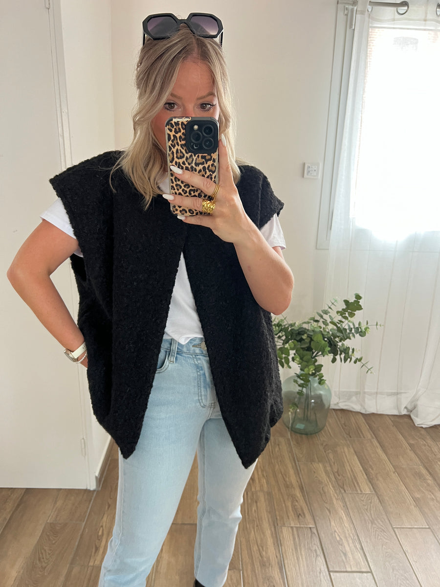 LA VESTE SANS MANCHE NOIRE