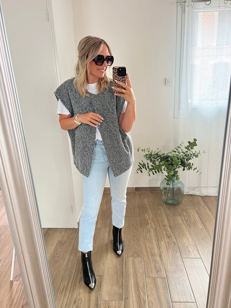 LA VESTE SANS MANCHE GRIS