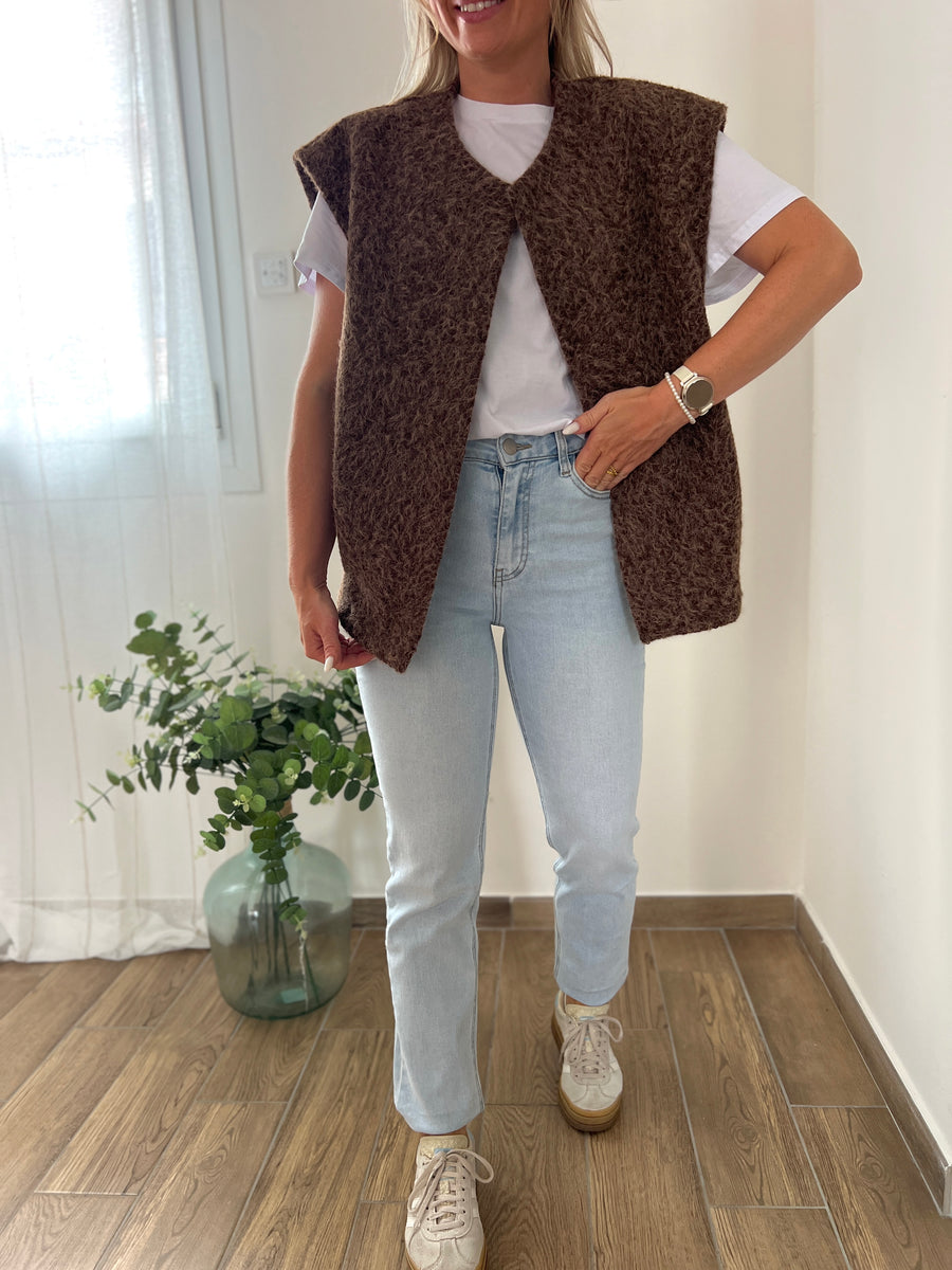 LA VESTE SANS MANCHE MARRON CLAIR