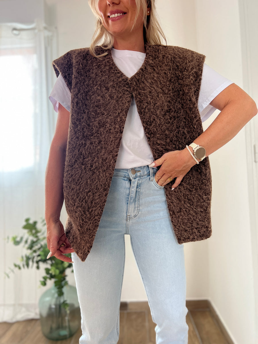 LA VESTE SANS MANCHE MARRON CLAIR
