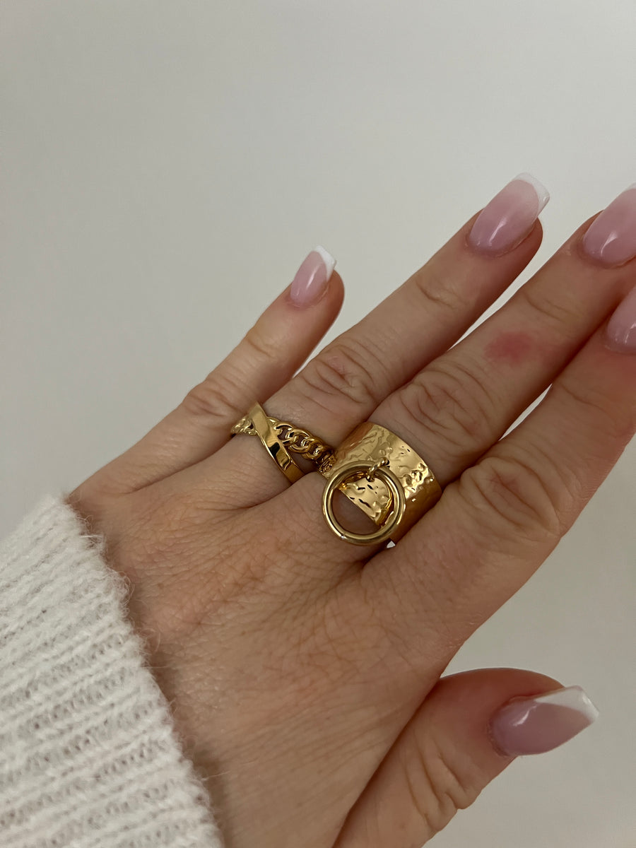 LA BAGUE CHAINE CROISÉE