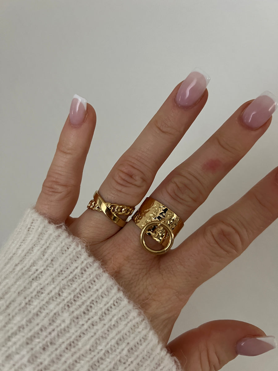 LA BAGUE CHAINE CROISÉE