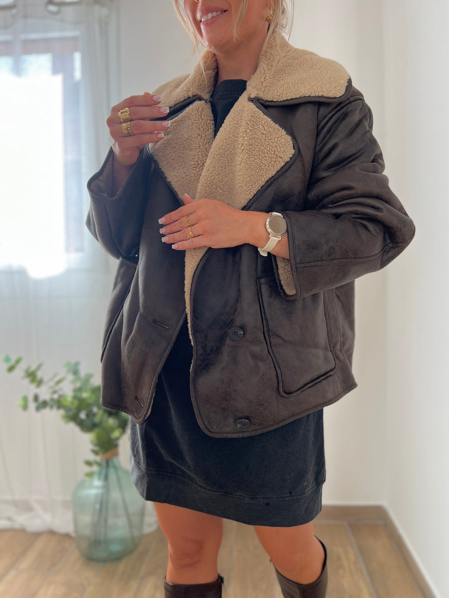 LE MANTEAU INDÉMODABLE MARRON
