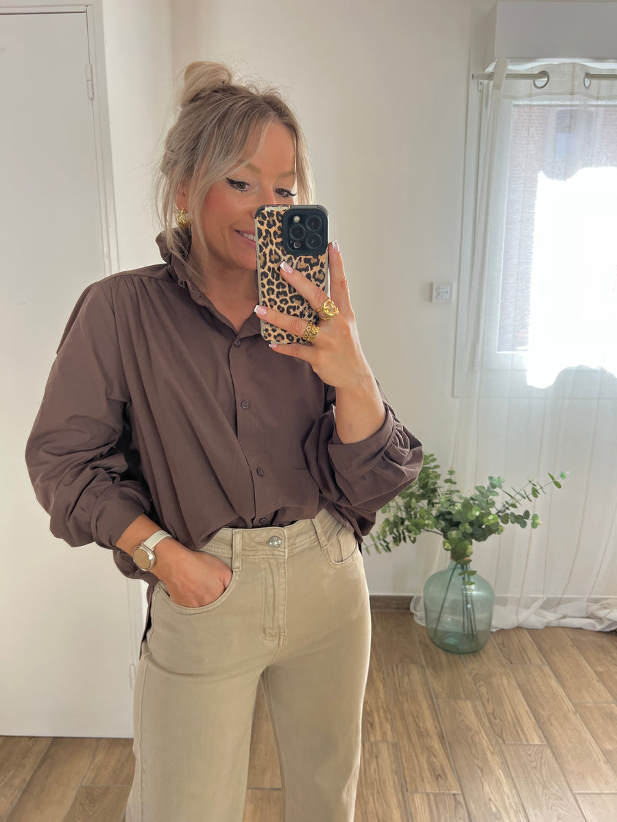 LA CHEMISE ÉLÉGANTE MARRON