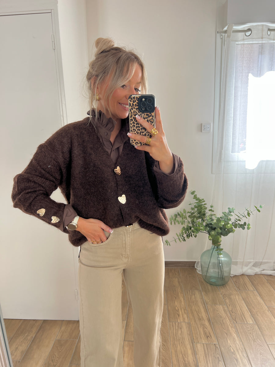 LE GILET MARRON BOUTON COEUR