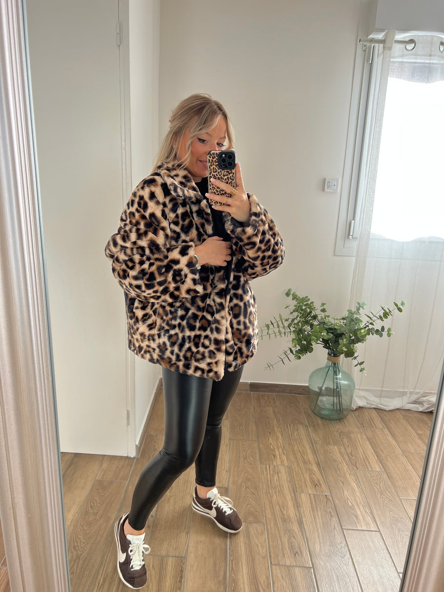 LE MANTEAU RÉVERSIBLE LÉO