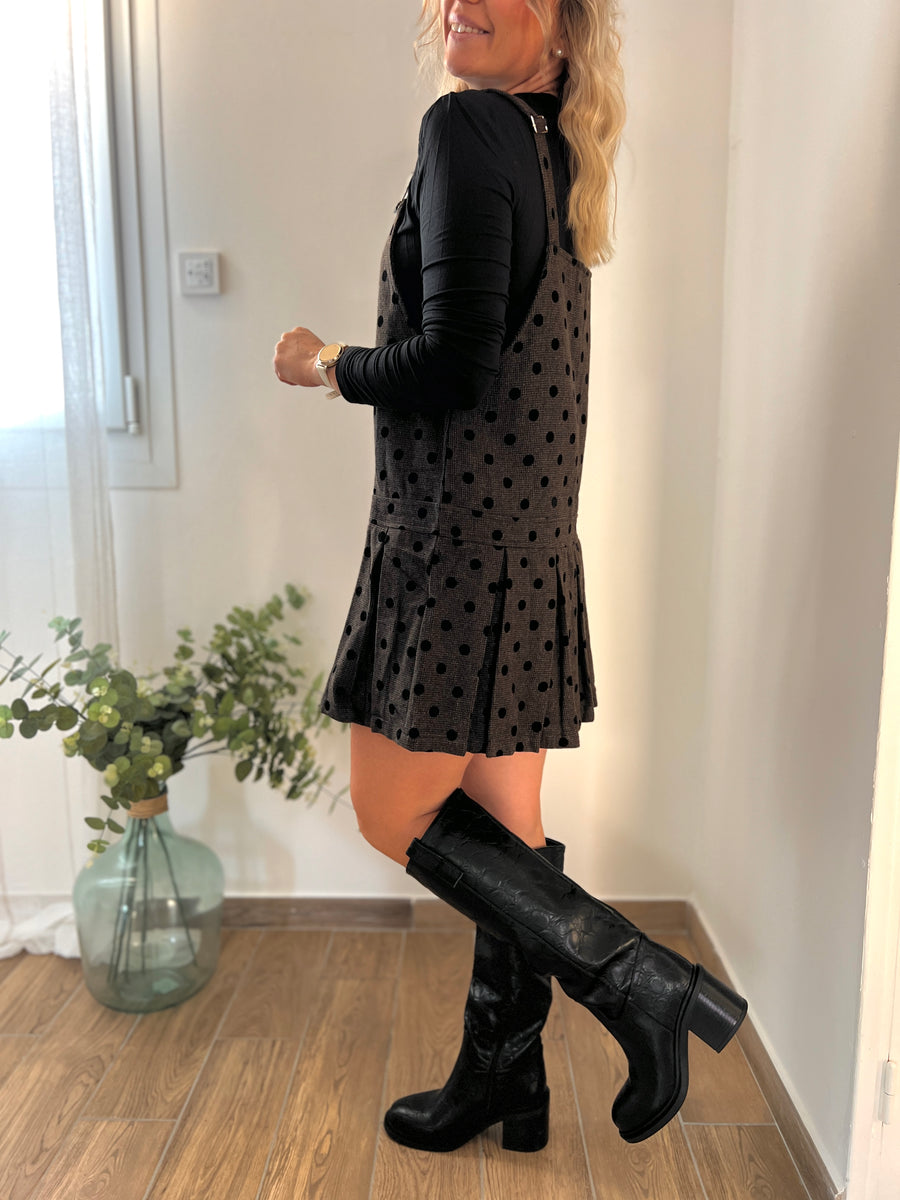 LA ROBE SALOPETTE A POIS