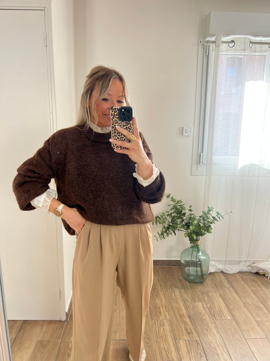 LA BLOUSE ÉCRU ÉLÉGANTE