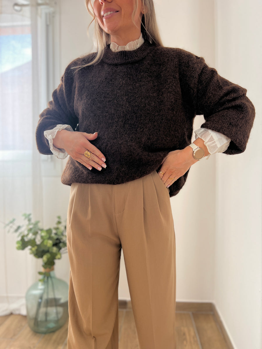 LE PULL BASIQUE MARRON