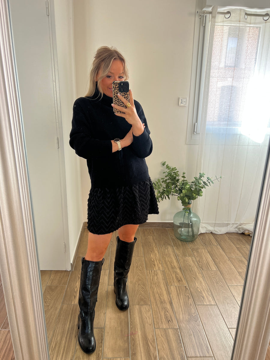 LA ROBE PULL NOIRE