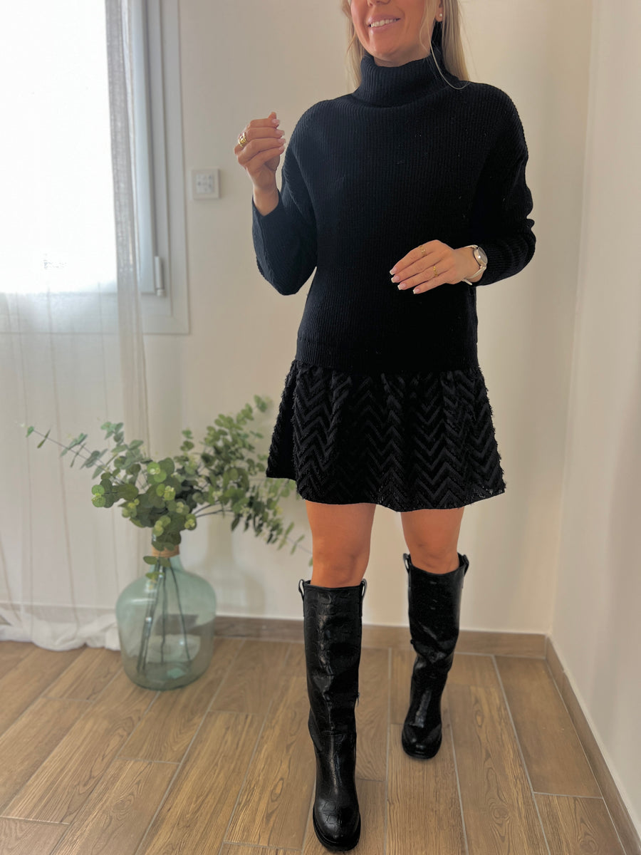 LA ROBE PULL NOIRE