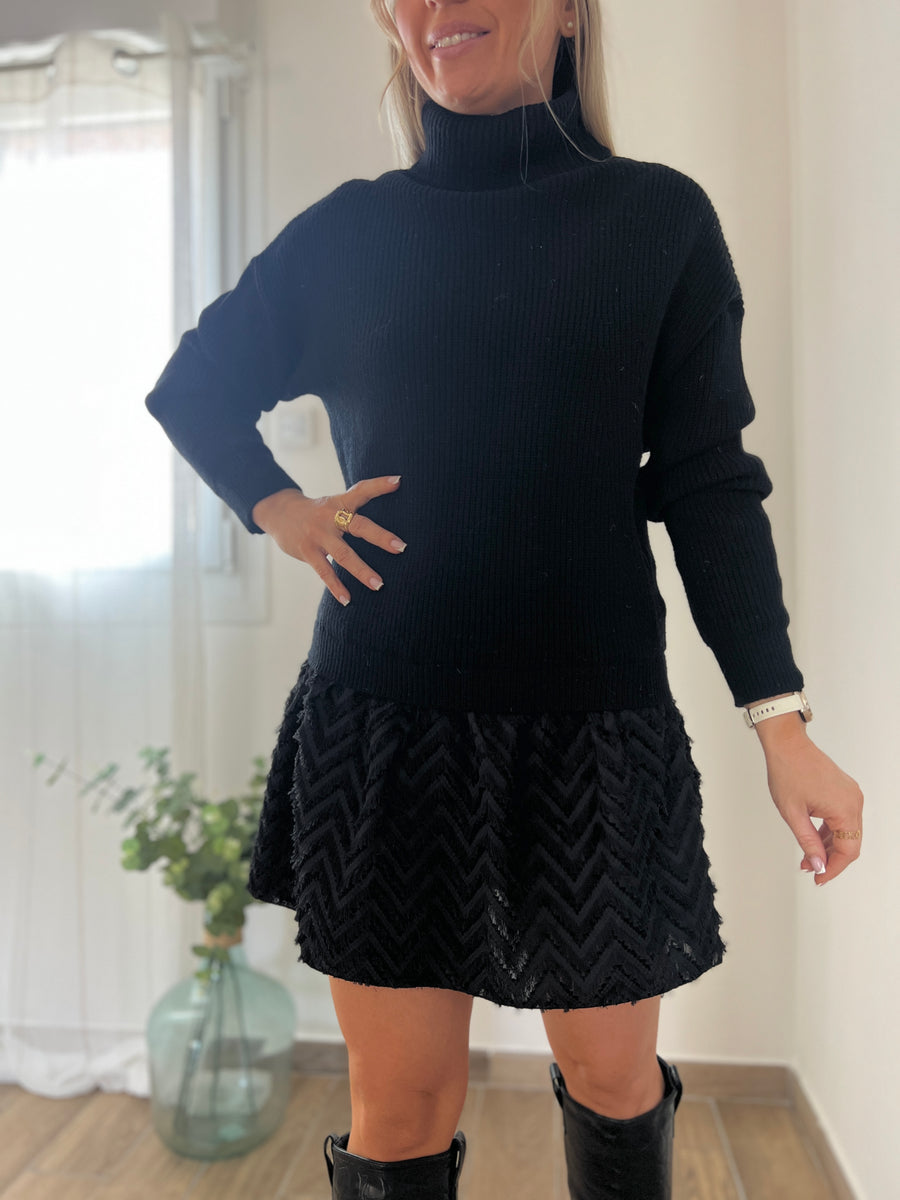 LA ROBE PULL NOIRE