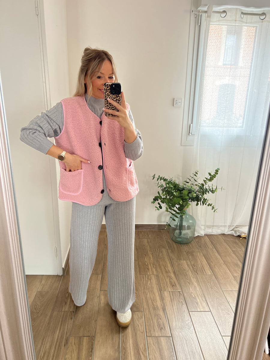 LE GILET COMFY SANS MANCHE ROSE