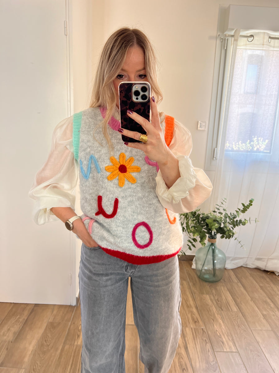 LE PULL SANS MANCHE PÉTILLANT