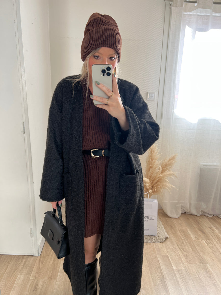 LE MANTEAU LONG ET OVERSIZE NOIR