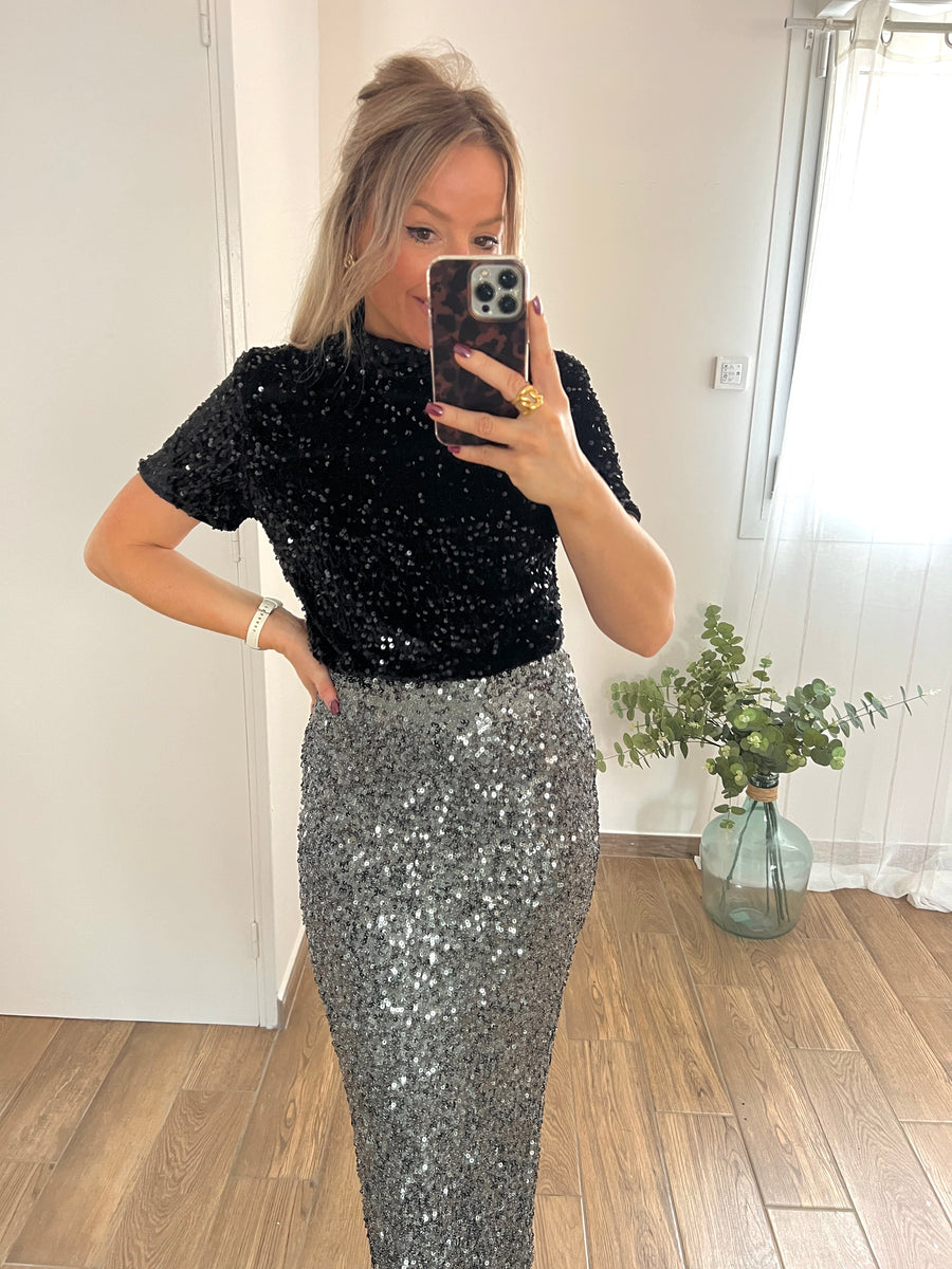 LE T-SHIRT NOIR SEQUINS