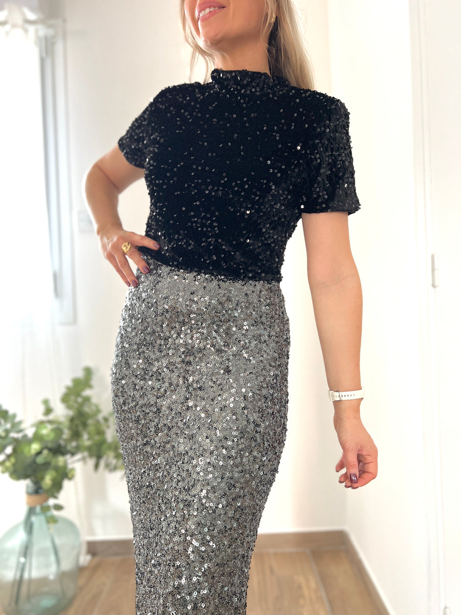 LE T-SHIRT NOIR SEQUINS