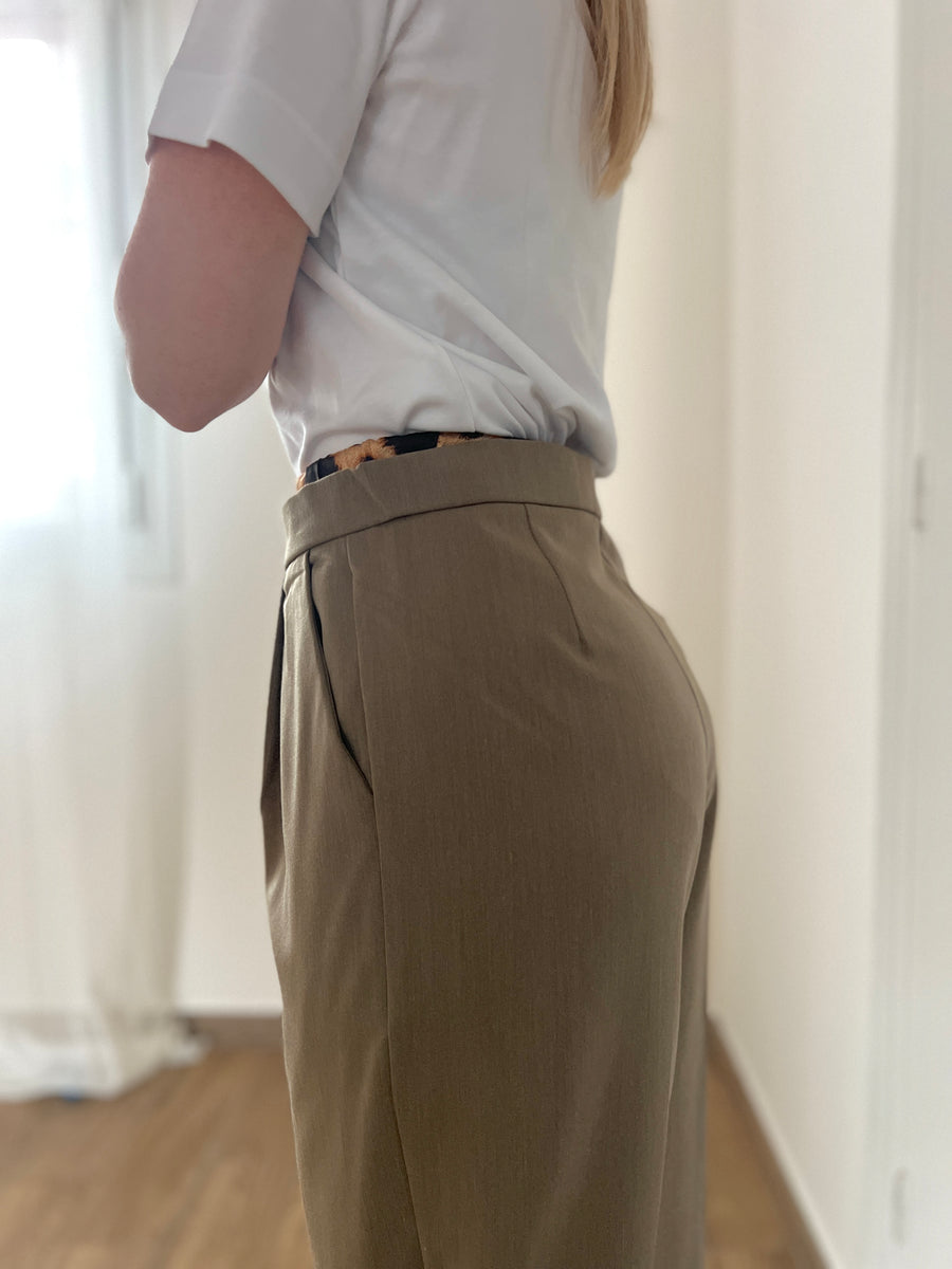 LE PANTALON A PINCES LÉO