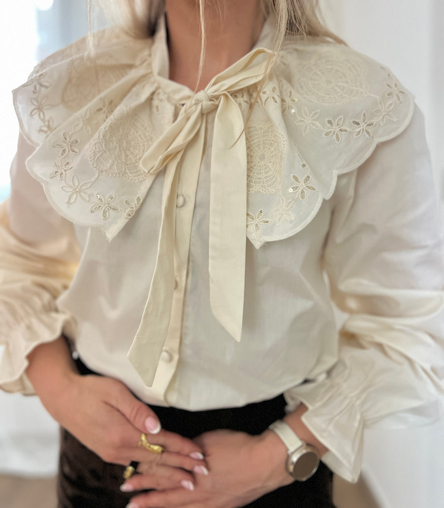 LA BLOUSE CLAUDINE BRODERIE