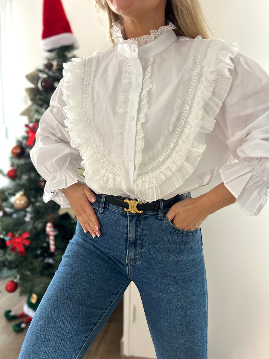 LA CHEMISE ÉLÉGANTE BLANCHE