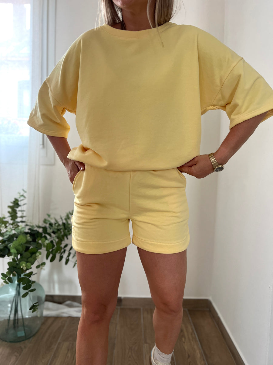 L'ENSEMBLE SWEAT SHORT JAUNE