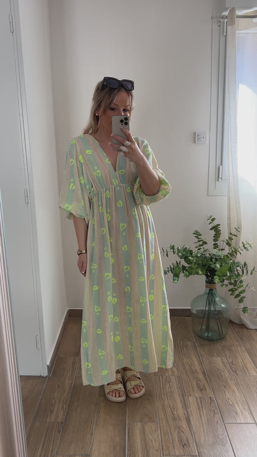 LA ROBE LONGUE BISOU JAUNE FLUO