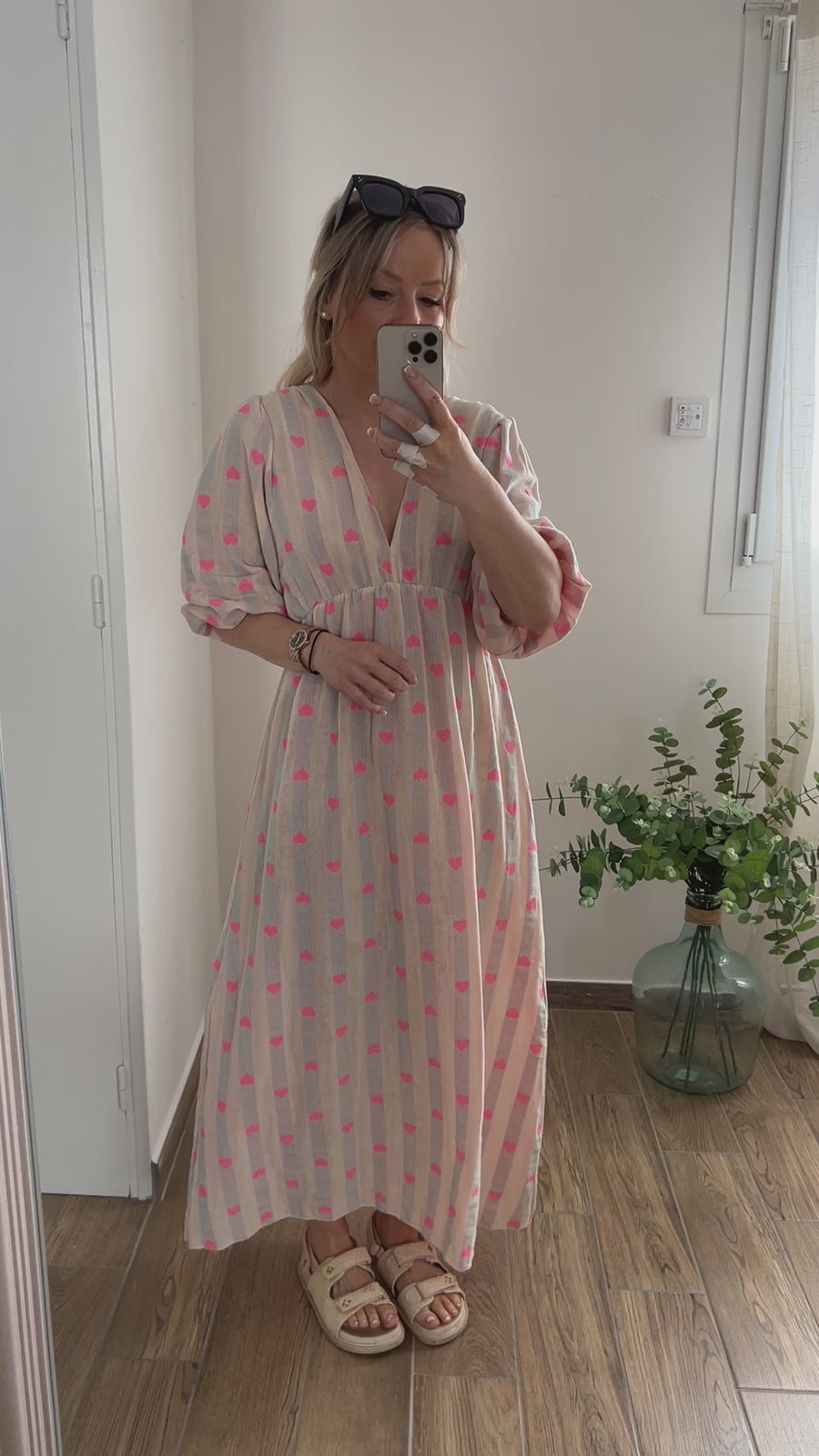 LA ROBE LONGUE COEUR ROSE  FLUO