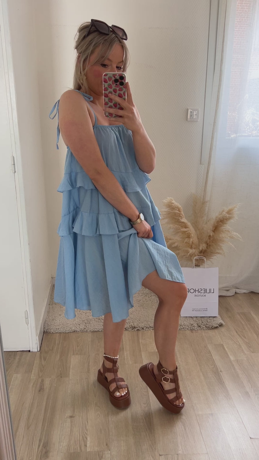 LA ROBE VAPOREUSE BLEU